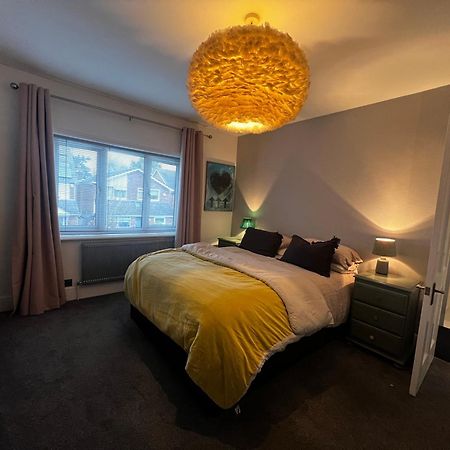 Warm And Cosy City Centre Home Near Train Station チチェスター エクステリア 写真