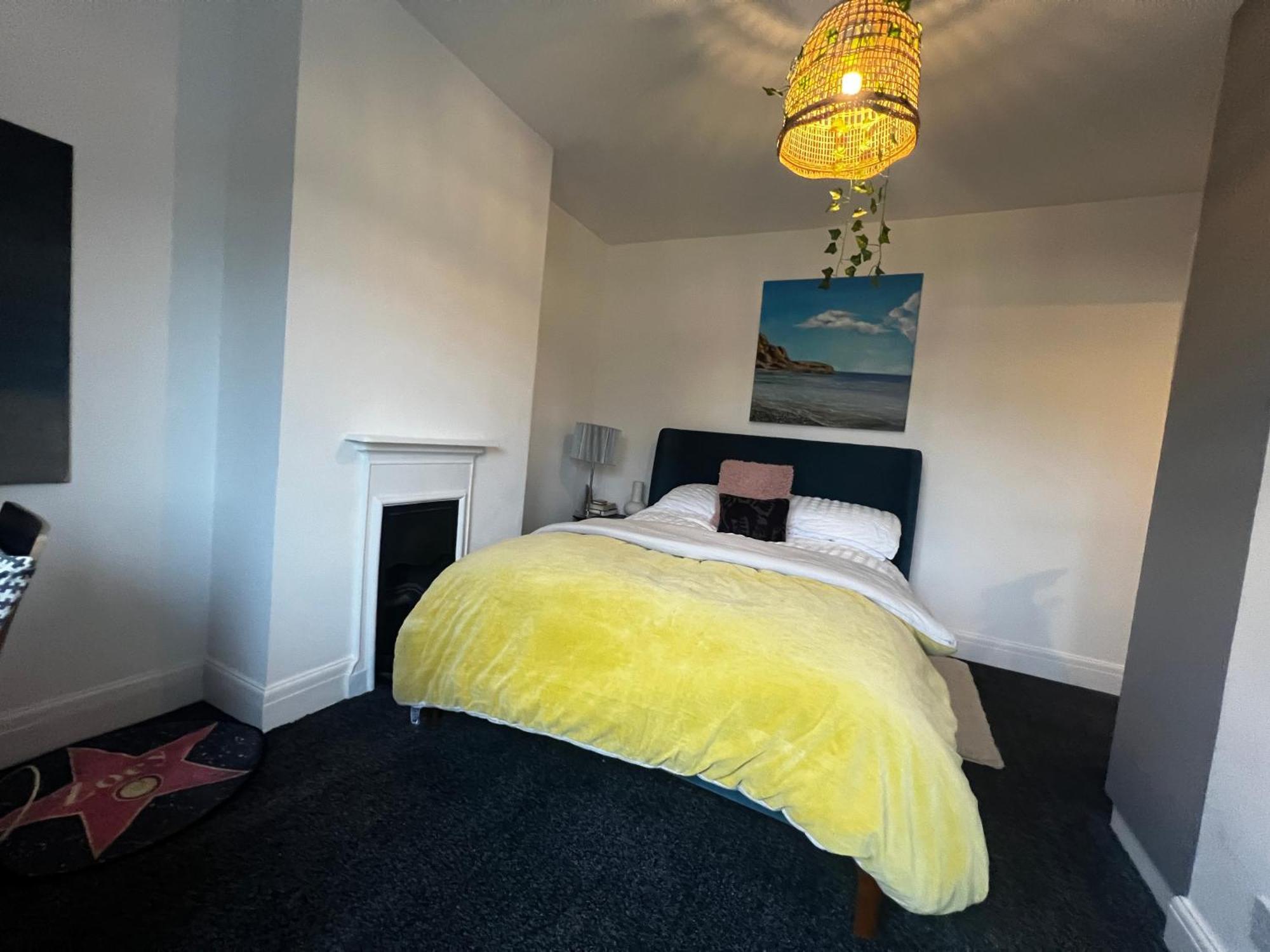 Warm And Cosy City Centre Home Near Train Station チチェスター エクステリア 写真